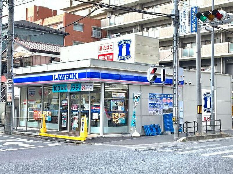 【車・交通】ローソン戸田本町一丁目店