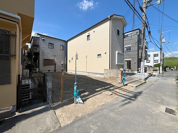 土地面積64.43m2(約19.5坪)※私道負担有り