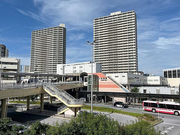 徒歩約18分 ■高槻駅から大阪駅まで新快速電車で15分 京都駅まで新快速電車で13分