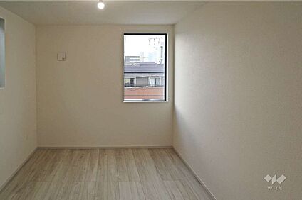 2号地の洋室約5.7帖