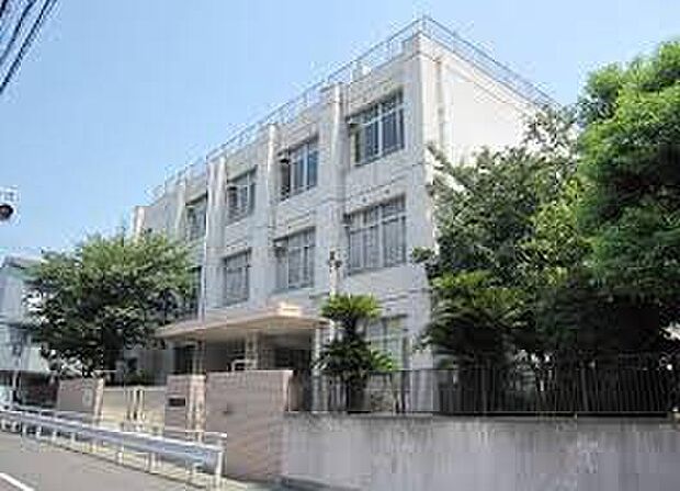 市岡小学校
