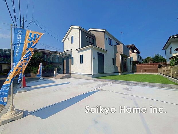 【前面道路含む現地写真】前面道路は住宅地専用の道路。車通りも少なく、子育てにも安心！