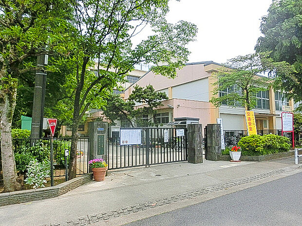 三鷹市立井口小学校（約1,300m）