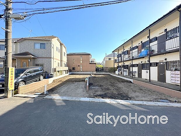 【現地写真】青空と公園。開放感のある街並み。「ゆったりとした環境で子育てがしたい」ママ・パパにぜひ現地をみてもらいたい物件です！