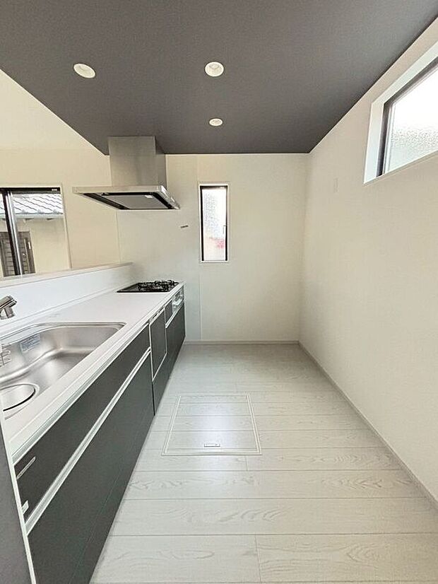 〈1号棟〉☆キッチン☆対面式なので家族と会話しながら家事ができます♪