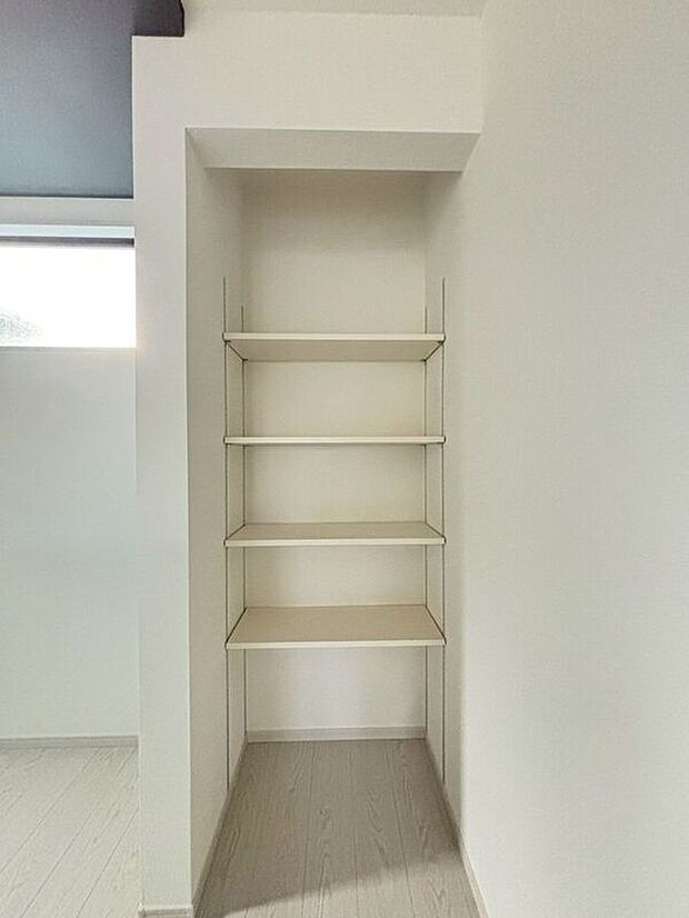 〈1号棟〉☆パントリー☆日用品や食品ストックなどの保管場所に便利なスペース♪