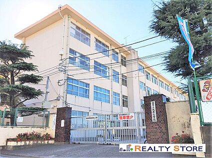 福岡市立大原小学校 510m