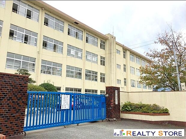 福岡市立有田小学校(約350m)