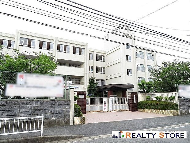 福岡市立下山門中学校(約800m)