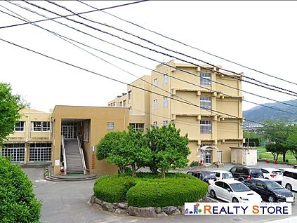 福岡市立堤丘小学校 1400m