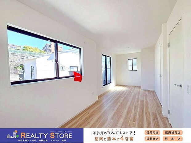 【室内】☆1号棟☆【洋室】大切なプライベート空間。趣味・感性で個性的に飾って頂けるようシンプルに仕上げてあります。自分時間を充実させながら心豊かなひとときを過ごすための大切な空間♪