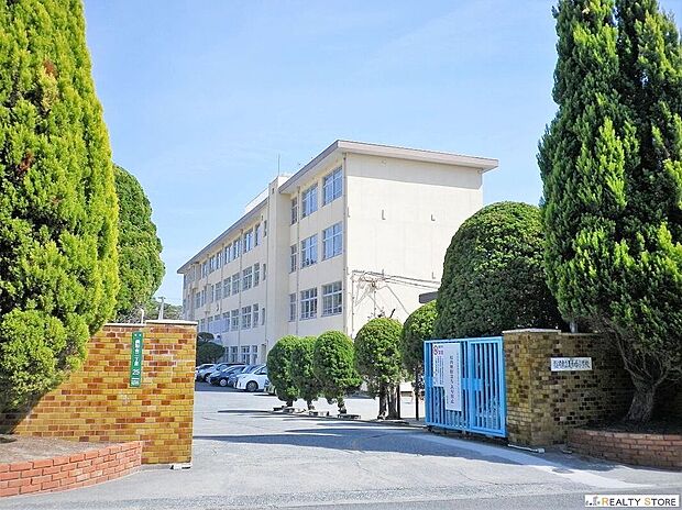 福岡市立美和台小学校（約840m）