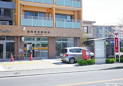 福岡奈多郵便局 810m