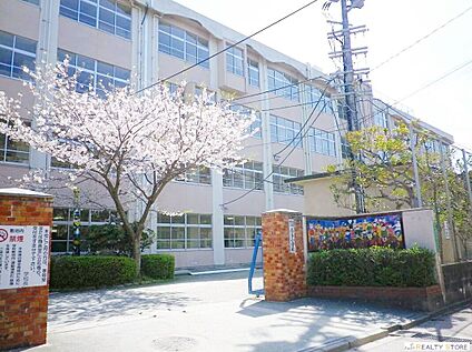 福岡市立奈多小学校 860m