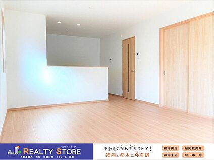 同仕様画像　（リビング）