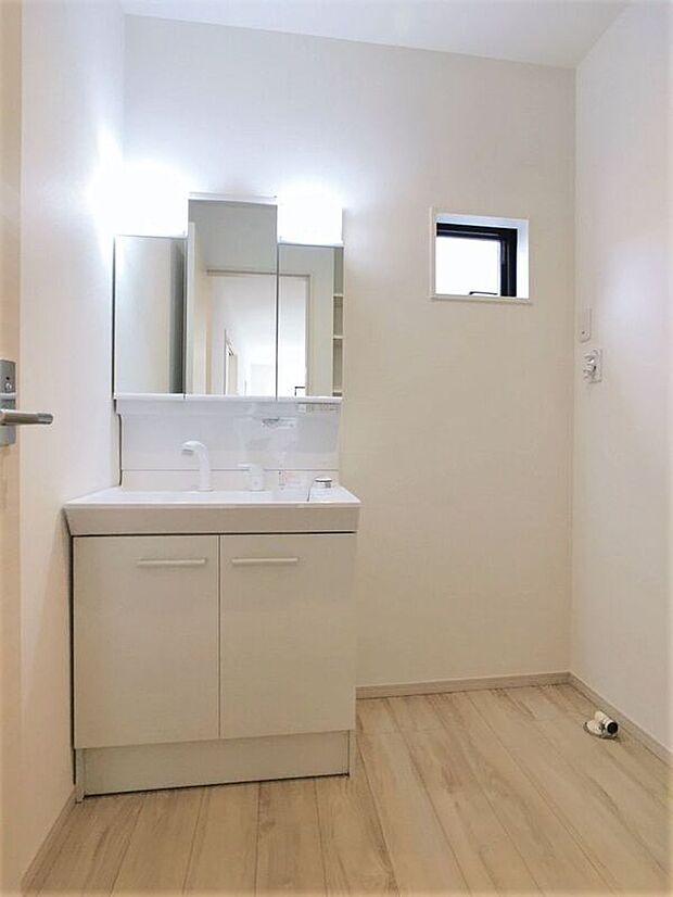 【同仕様画像 (その他内観)】【同仕様画像】