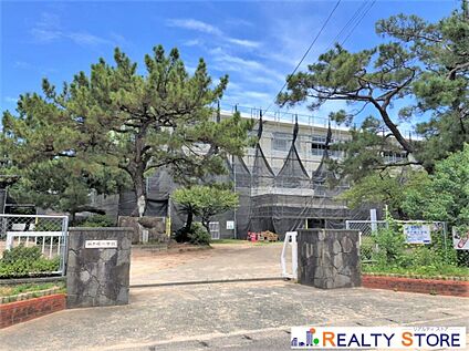 福岡市立西戸崎小学校 450m