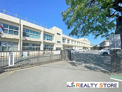 福津市立福間小学校 420m