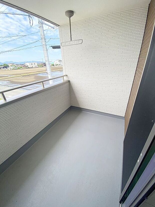 【バルコニー】☆バルコニー☆2ヶ所にバルコニー備えています♪