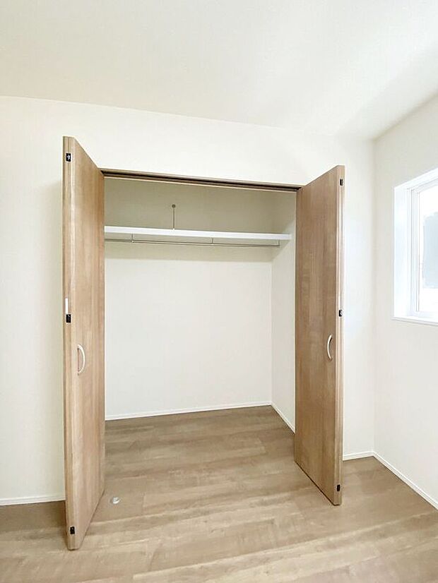 【収納】☆クローゼット☆各部屋に収納完備♪