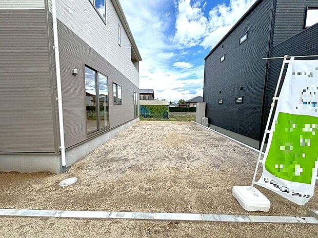 【庭】☆庭☆家族でBBQをしたり愛犬と遊べる広々としたお庭付き♪