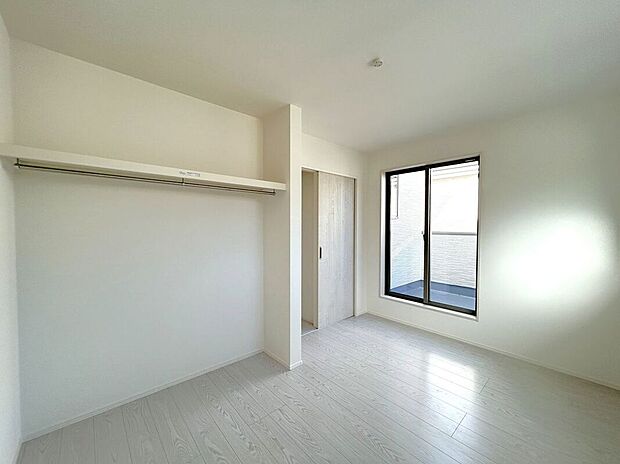 【室内】☆6帖洋室☆バルコニーに面した明るいお部屋♪