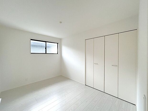 【室内】☆洋室B☆家具の配置がしやすいお部屋♪