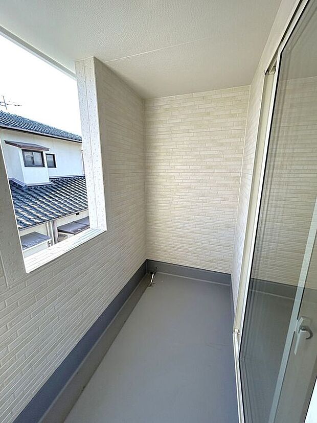 【バルコニー】☆バルコニー☆天候に左右されにくく使いやすいインナーバルコニー♪