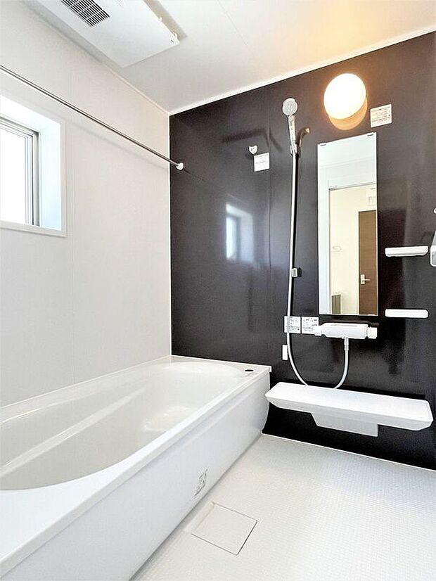 【同仕様画像　（バス）】同仕様