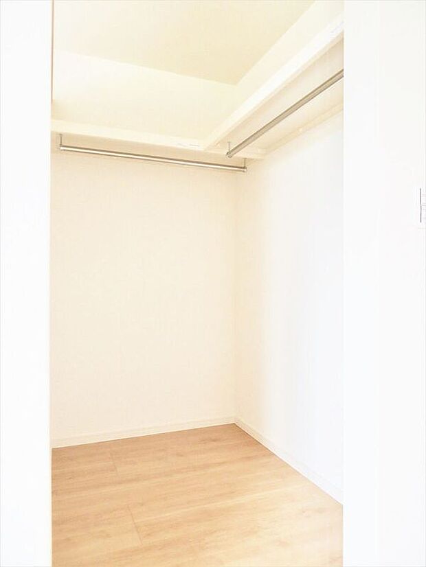 【同仕様画像　（その他内観）】同仕様