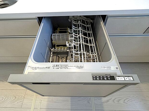 【その他設備】☆食器洗浄乾燥機☆家事の時短にもなる人気の食洗機!ビルトイン式で見た目もスッキリ♪