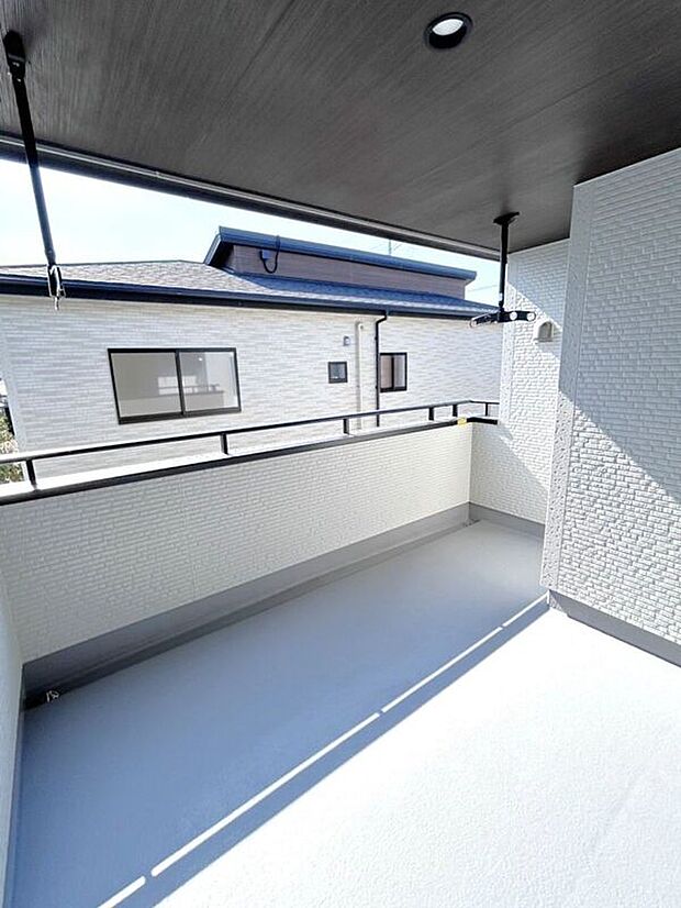 【バルコニー】☆バルコニー☆天候に左右されにくく使いやすいインナーバルコニー♪