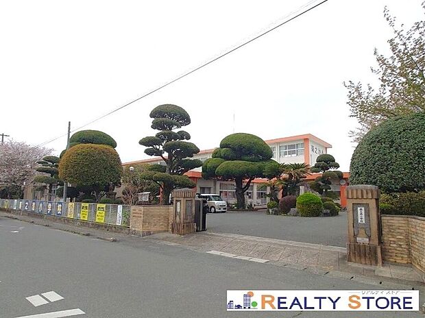 菊池市立菊之池小学校(約1,180m)