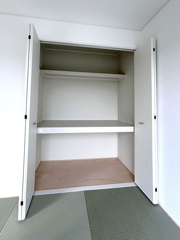 【収納】☆押入☆衣類やお布団収納に便利♪お部屋がスッキリ片付きます♪