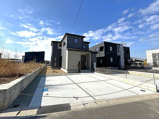 【駐車場】☆駐車スペース☆駐車2台可能♪