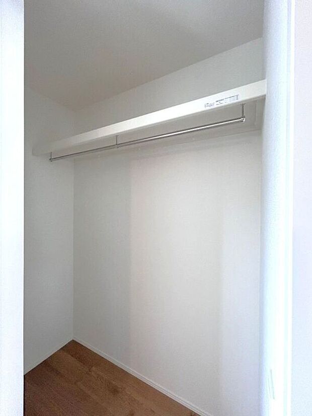 【収納】☆洗面脱衣室☆洗面脱衣室内に物干しスペース完備♪