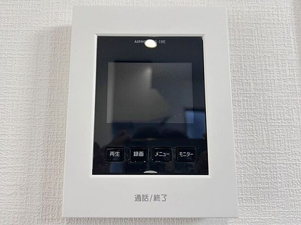 【その他設備】☆TVモニター付インターホン☆訪問者を画像と音声で確認できる、防犯性に優れた安心のシステム♪スッキリとしたデザインで、簡単に操作していただけます♪