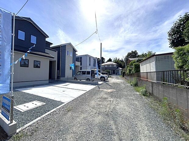【前面道路含む外観】☆前面道路☆