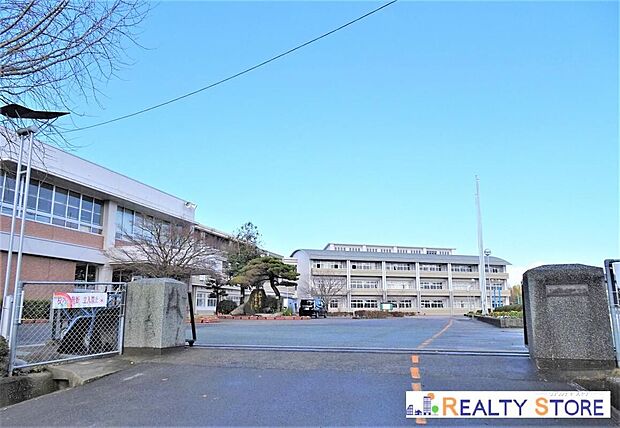 熊本市立下益城城南中学校（約2,000m）