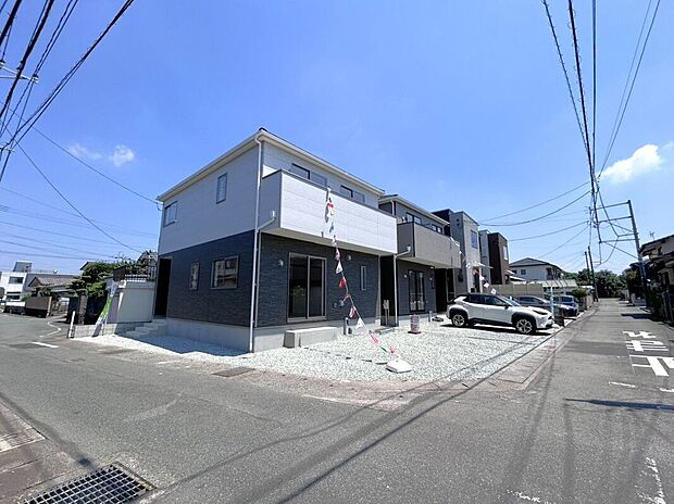 【前面道路含む外観】☆前面道路☆