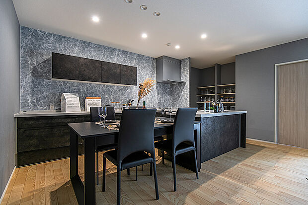 キッチン横にダイニング◎キッチンで家事をしながらご家とコミュニケーションを取れます!6号地|建物プラン