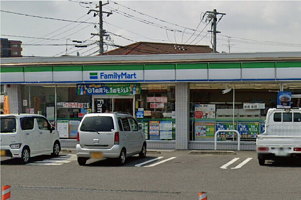 ファミリーマート岡山一宮店（約80m）