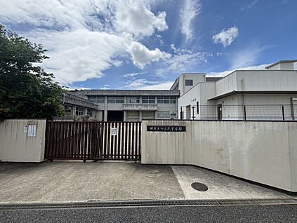 田原本町立北中学校 2300m