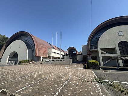 安佐南区スポーツセンター 740ｍ(徒歩10分)