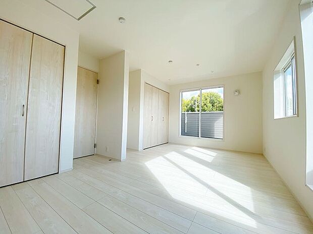 【洋室】広い居室なので主寝室としてもピッタリです◎(同社施工事例)