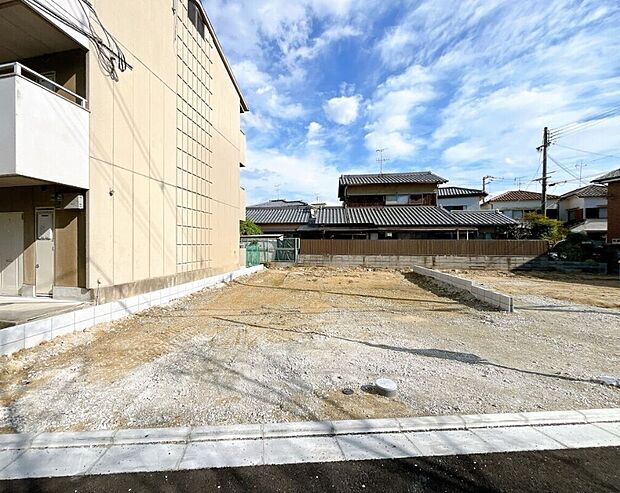 【外観】静かで落ち着いた閑静な住宅地です。
子育て世代の生活環境としても最適です◎