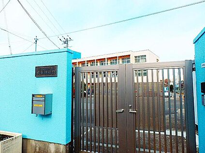 羽曳野市立埴生幼稚園 約850m(自転車約5分)