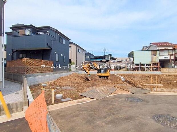 ☆現地外観写真☆
気になった物件すぐにご見学対応させていただきます♪平日・お仕事帰りなど、いつでもご案内可能です♪周辺環境と併せて、実際に現地をご確認ください♪