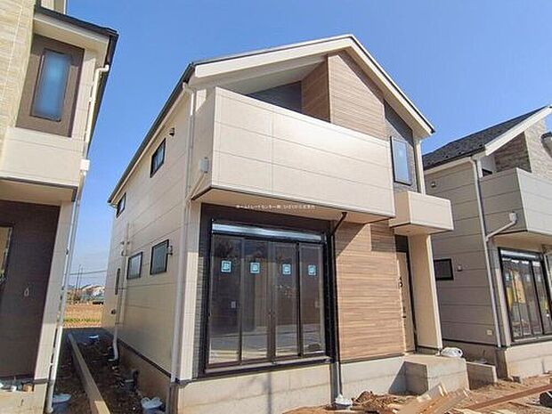 ※2号棟
お子様から「自分の部屋がほしい…」そんな成長もうれしいこの頃。お子様のさらなる成長を共に見守る新築マイホーム。お子様が巣立った後も、豊かな人生も支えてくれる。パートナーのような住まいです☆