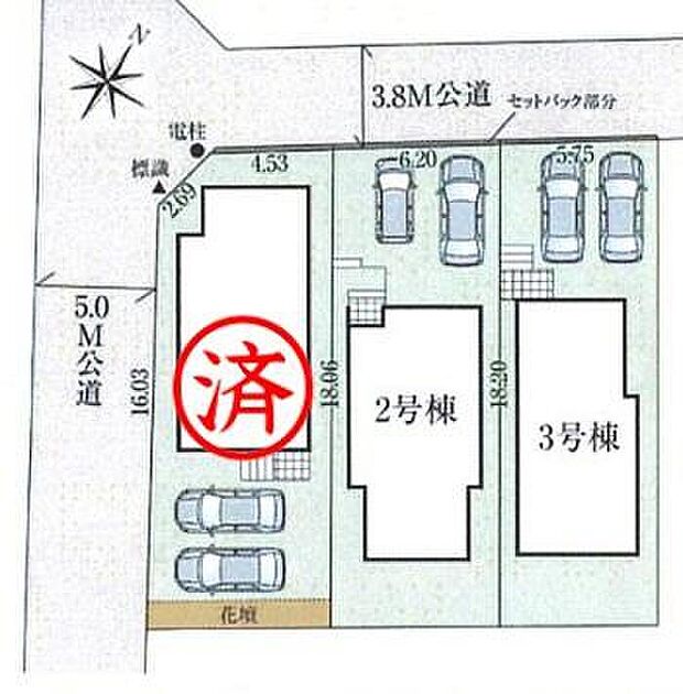 【区画図】
カースペース2台分ございます(車種による)ので、家族分の自転車を駐輪したり、来客用の駐車スペースとしてもお使いいただけます。